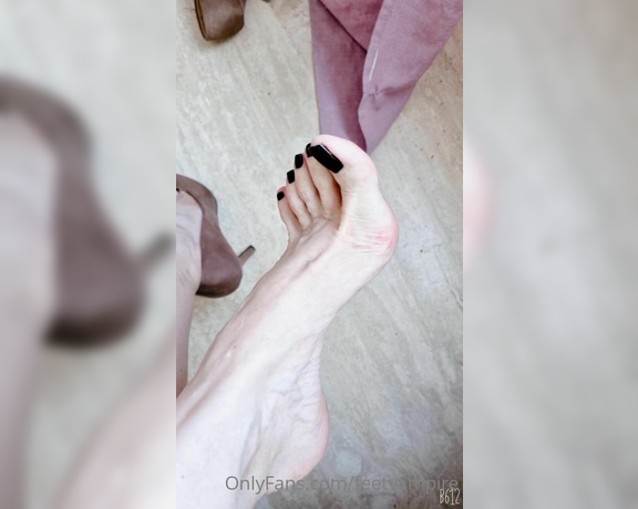 Feetvampire aka feetvampire OnlyFans Video 423