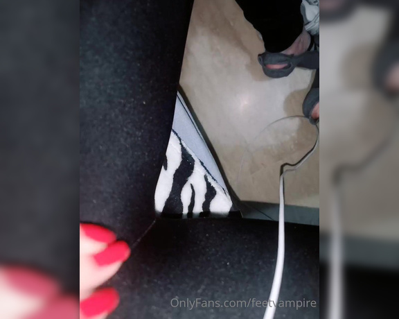 Feetvampire aka feetvampire OnlyFans Video 867