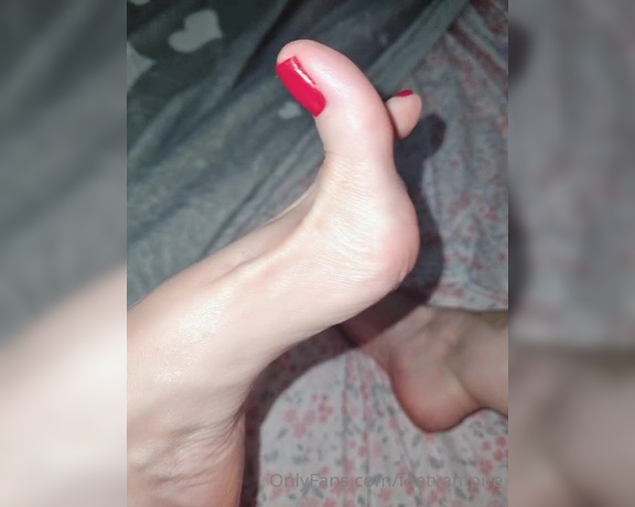 Feetvampire aka feetvampire OnlyFans Video 905