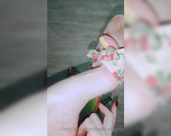 Feetvampire aka feetvampire OnlyFans Video 603