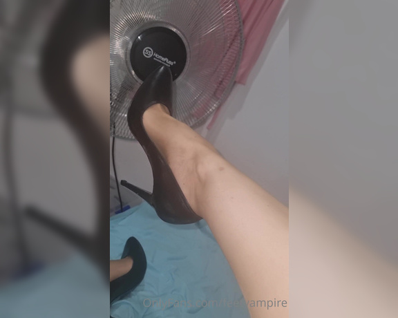 Feetvampire aka feetvampire OnlyFans Video 486