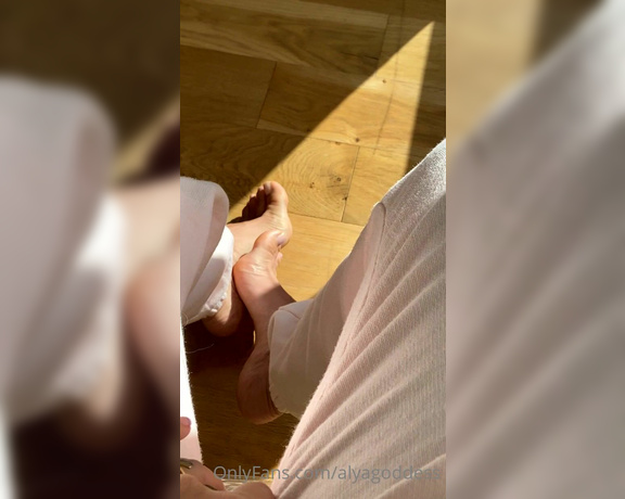 Alyafeets aka Alyagoddess Onlyfans - Sweet feet in full effect I just love recording this kinda of videos 3