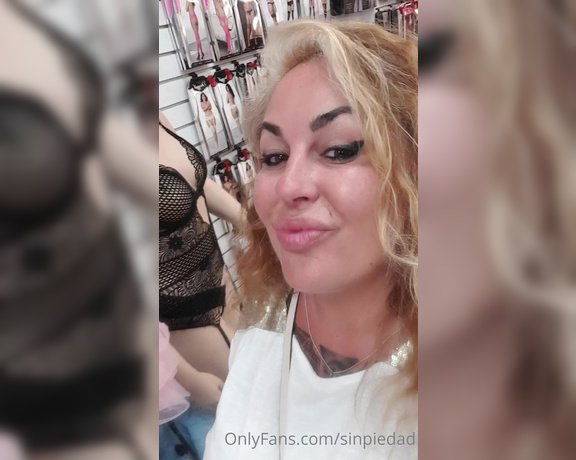 Mistress SinPiedad aka Sinpiedad Onlyfans - Who wants to pamper Me for shopping in Miami