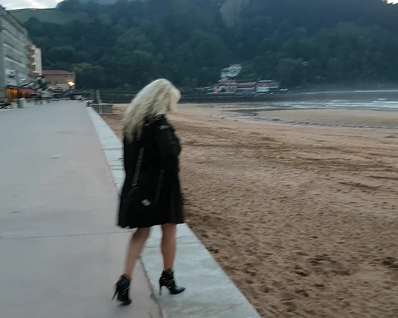 Mistress SinPiedad aka Sinpiedad Onlyfans - Worship My LeatherBoots in the beach Join My Onlyfans to see all My clips