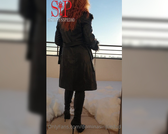 Mistress SinPiedad aka Sinpiedad Onlyfans - Sunshine in the snow  Fetish Leather lovers fans