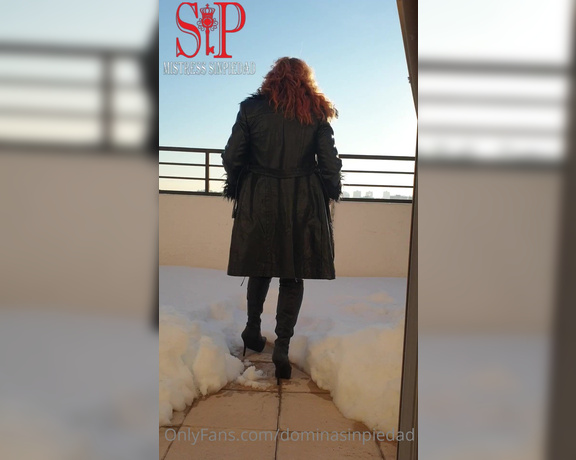 Mistress SinPiedad aka Sinpiedad Onlyfans - Sunshine in the snow  Fetish Leather lovers fans