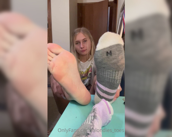 Blondies_toes aka blondies_toes OnlyFans - Enjoy my soles foot boys