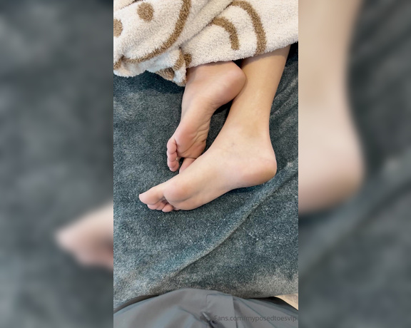 Brooke Jones aka myposedtoesvip OnlyFans - He completely used my feet while I was napping! Have you ever wanted to take advantage of my feet