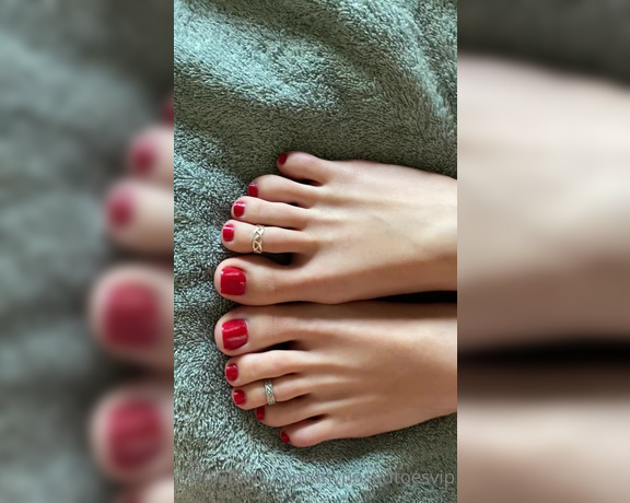 Brooke Jones aka myposedtoesvip OnlyFans - Because someone so kindly requested that I post a red toes set! Here you go! Enjoy! 8