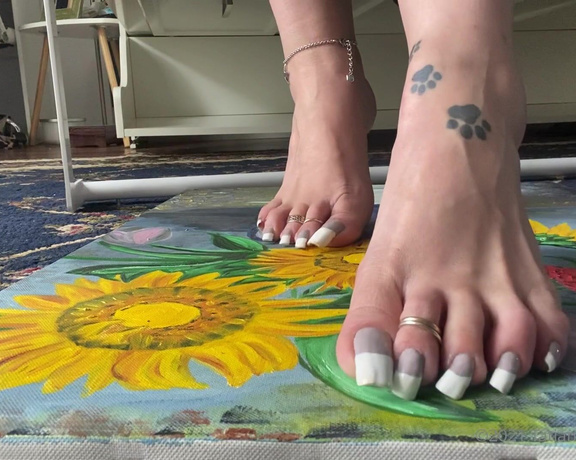 Tatianasnaughtytoes aka tatianasnaughtytoes OnlyFans - NEW 2021July13 That’s how I like scratching my long toenails on your body