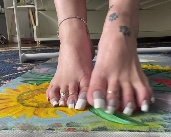 Tatianasnaughtytoes aka tatianasnaughtytoes OnlyFans - NEW 2021July13 That’s how I like scratching my long toenails on your body