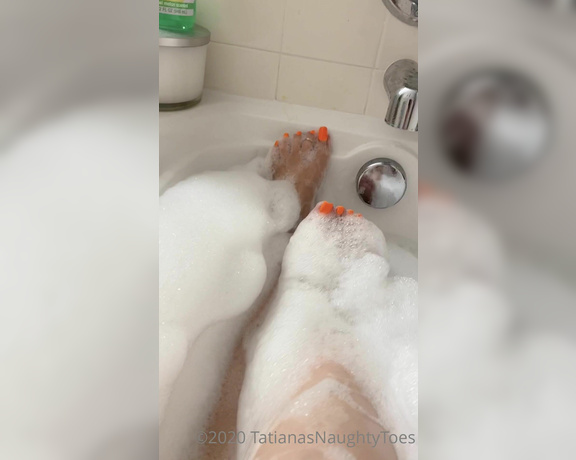 Tatianasnaughtytoes aka tatianasnaughtytoes OnlyFans - NEW 20200828 Neon Orange Pedicure  Bathtub Enjoying a nice bath after I OILED my feet