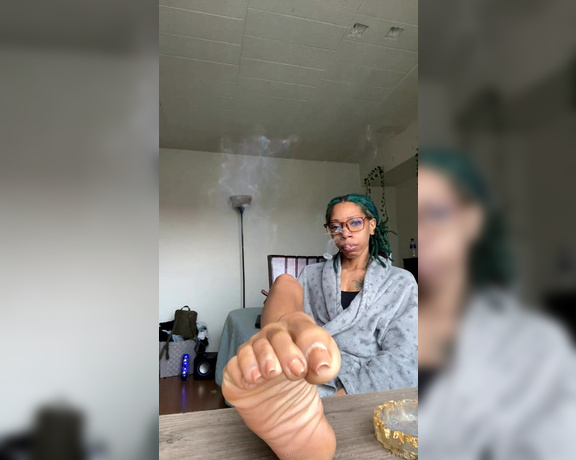 Goddess Ayla aka toesbyayla OnlyFans - Stream started at 09202021 0238