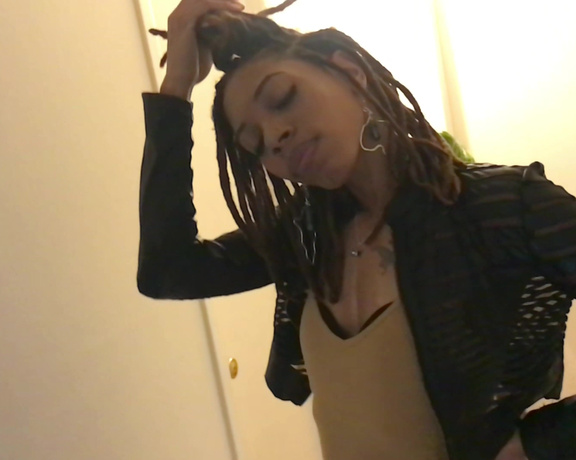 Goddess Ayla aka toesbyayla OnlyFans - Taking a crack at video editing now This is like my fav song ever