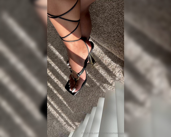 Goddess Smokey aka goddesssmokeyyy OnlyFans - Some shoe dangling