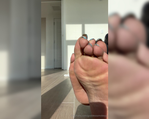 Goddess Smokey aka goddesssmokeyyy OnlyFans - Need a new pedi with pink toes