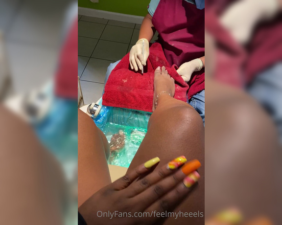 Goddess Smokey aka goddesssmokeyyy OnlyFans - Removing the old yellow polish for a new pedicure 3