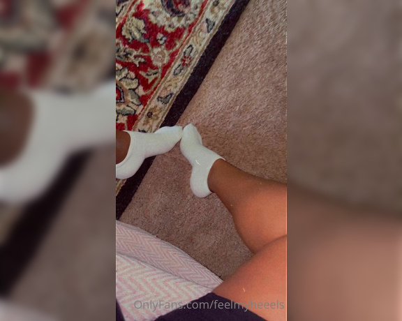 Goddess Smokey aka goddesssmokeyyy OnlyFans - Taking socks off after a long morning