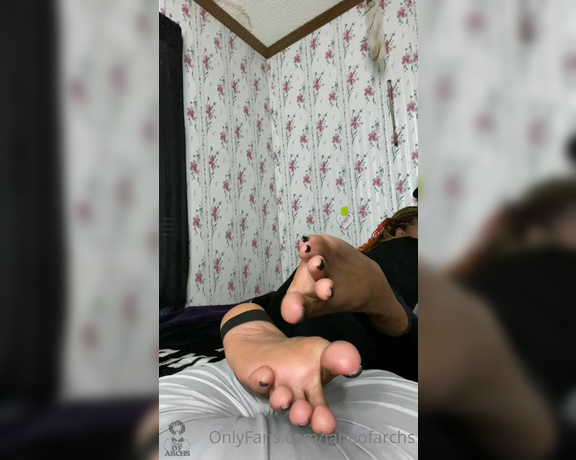 Janeofarchs aka janeofarchs OnlyFans - BOOTY RUBS AND SOLES