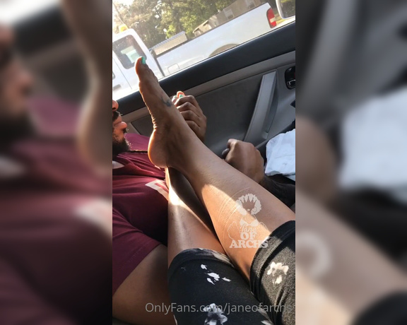 Janeofarchs aka janeofarchs OnlyFans - Foot worhip car session