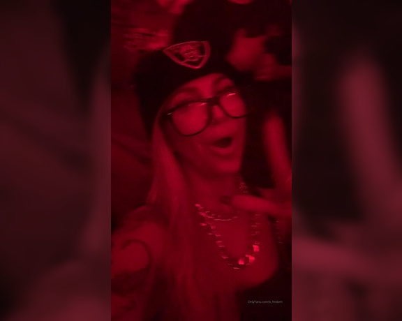 Sorceress Bebe aka b_findom OnlyFans - Last night at the Post Malone concert 5