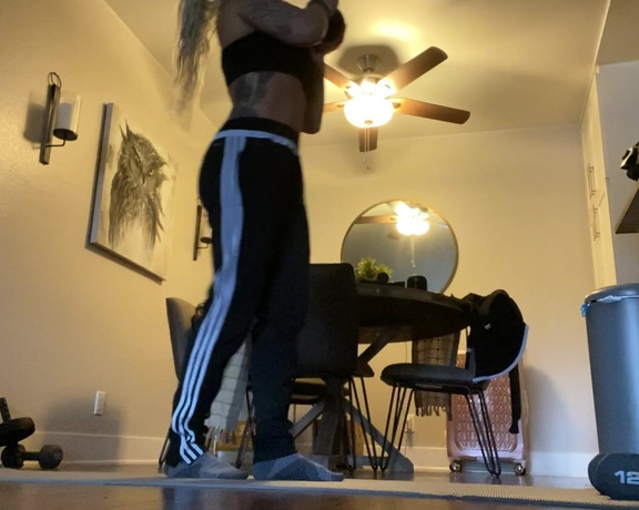 Sorceress Bebe aka b_findom OnlyFans - Still getting that booty workout in at home