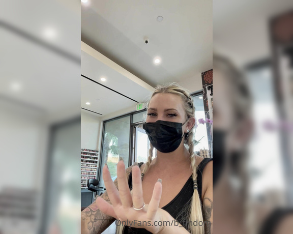 Sorceress Bebe aka b_findom OnlyFans - Someone paid for an ignore video while I’m getting my nails done so I figured I’d let my subscribers