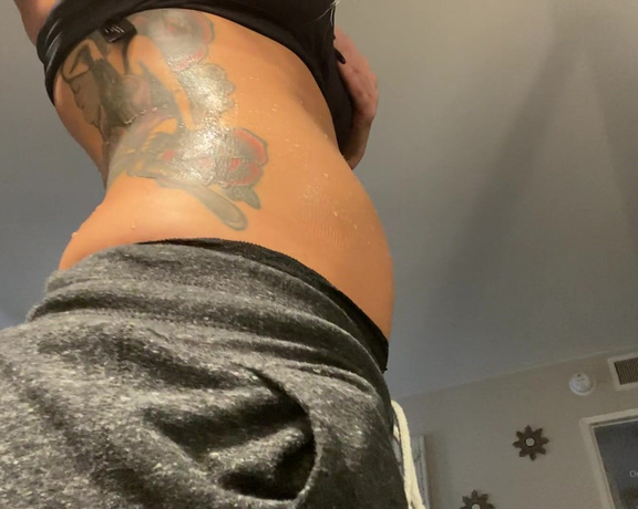 Sorceress Bebe aka b_findom OnlyFans - Body dripping sweat after my workout