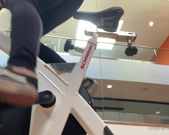 Sorceress Bebe aka b_findom OnlyFans - Sneakers at the gym