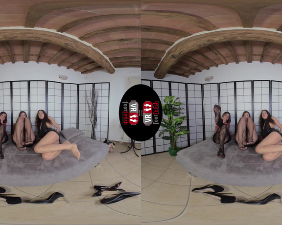 VR FOOT FETISH - VR FOOT FETISH - Sexy Katia Casadei, Lilian And Thena Wiggle Their Feet In Vr (Сlips4sale)