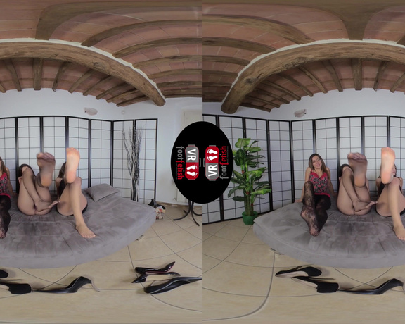 VR FOOT FETISH - VR FOOT FETISH - Sexy Katia Casadei, Lilian And Thena Wiggle Their Feet In Vr (Сlips4sale)