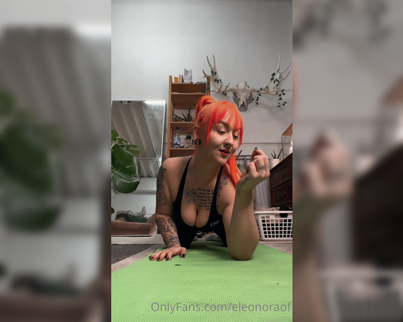 Miss Eleonora aka eleonoraof OnlyFans - FIN Jumppaa mun kanssa mit tykktte, meneek jatkoon ENG Stretch with me what do you think,