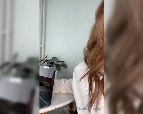 Miss Eleonora aka eleonoraof OnlyFans - NEW ROLEPAY VIDEO FIN Jitte sun pomon kanssa toimistolle kahdestaan Sen kone ei toiminut, ja pyy