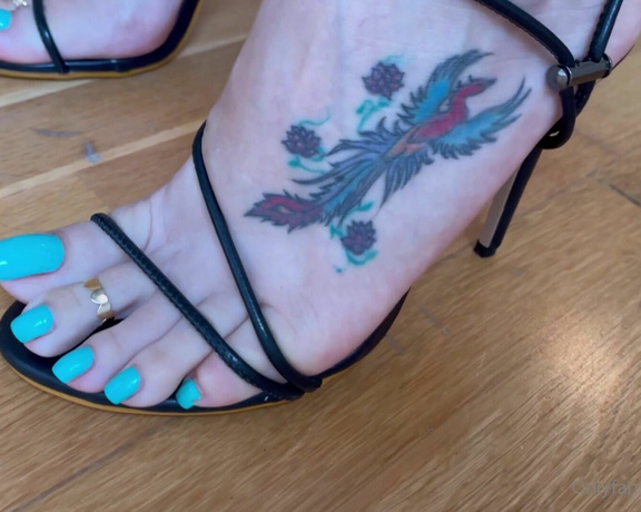 Goddess Grazi aka grazigoddess OnlyFans - Delicious video of these shorter blue nails, for those who like them I recorded it on a trip I took
