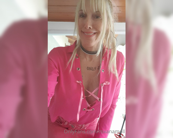 Roxana Moll aka roxanamoll OnlyFans Video 128