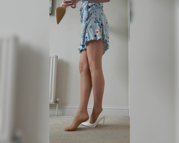 The Legs Next Door aka the_legs_next_door OnlyFans - Happy Easter  I hope you boys enjoy seeing this cute little spring dress pulled just above