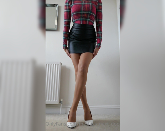 The Legs Next Door aka the_legs_next_door OnlyFans - So you saw in my last set of photos that although I love my mini skirt I also felt the need