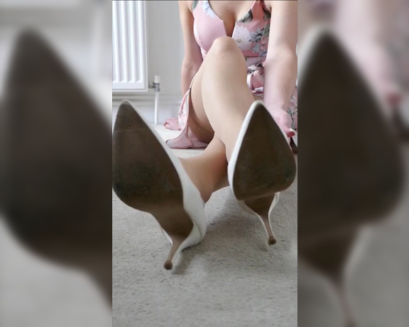 The Legs Next Door aka the_legs_next_door OnlyFans - Thought you might all want to see me remove my sexy white heels I love the feeling of rubbing