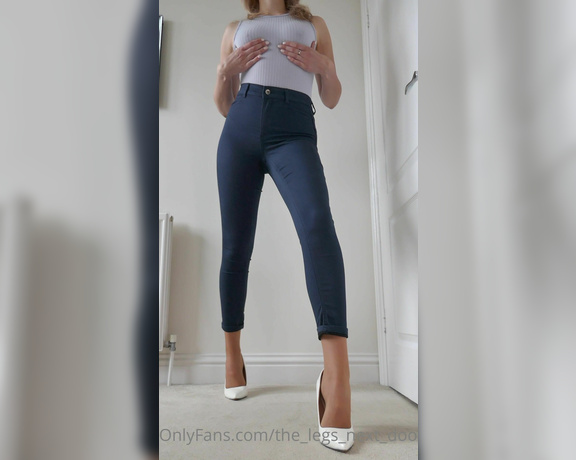 The Legs Next Door aka the_legs_next_door OnlyFans - Nylons under tight tight jeans  + heel removal  yes please  Annabel