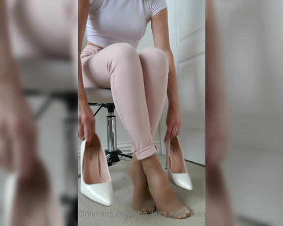 The Legs Next Door aka the_legs_next_door OnlyFans - Pretty in pastel with the addition of bouncing titties and a shoe change  Annabel