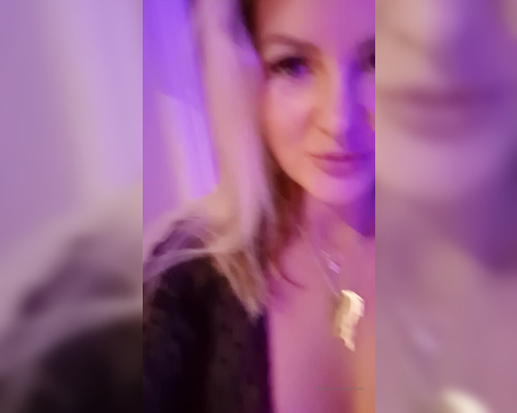 Lady Sara Borgia aka borgia_lady OnlyFans - Walking around in My stockings cocktail dress & heels