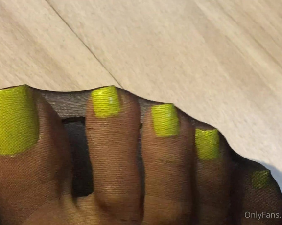 Feetsorare aka soraretoes OnlyFans Video 893