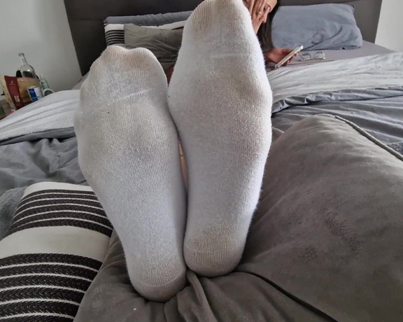 Germangirlnextdoor95 aka germangirlnextdoor95 OnlyFans - My soles after work do you like them clean or sweaty