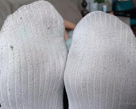 World Goddess aka worldgoddess OnlyFans - I never wash my gym socksSmell my damp, RANK socks, foot bitch!!