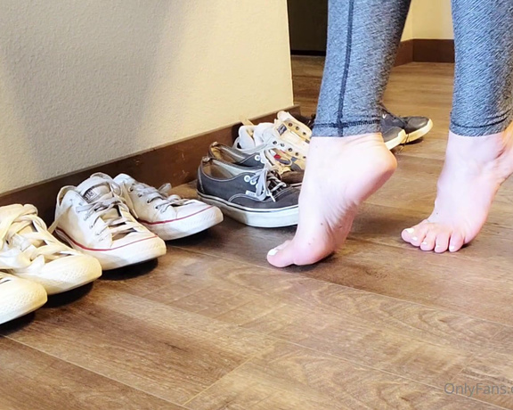 World Goddess aka worldgoddess OnlyFans - Good sneaker slave! All lined up, the way I like them But which pair will be on my cute, sexy, swea