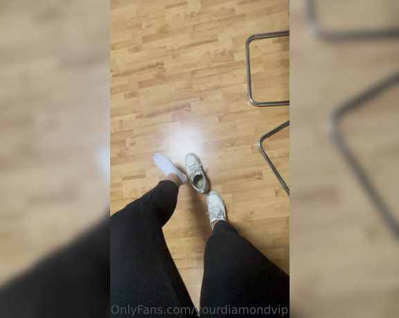 Your Diamond aka yourdiamondvip OnlyFans - I did a new video in office, I’m taking off shoes for you my slave