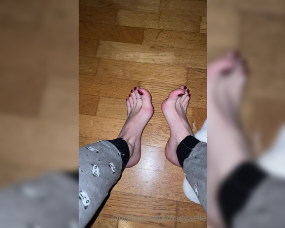 GoddessGaelle aka badgaelle OnlyFans - Nouveaux chaussons tout doux