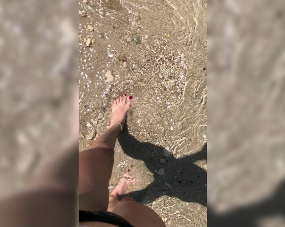 GoddessGaelle aka badgaelle OnlyFans - La semaine dernire la plage