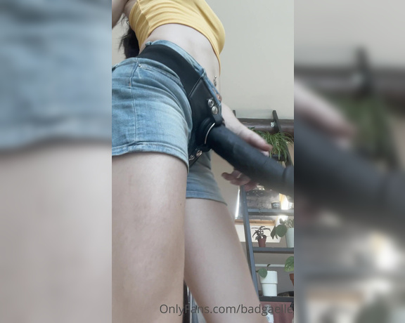 GoddessGaelle aka badgaelle OnlyFans - Suce moi salope