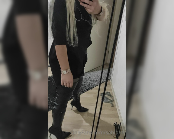 Domistre Stasia aka sahibetr OnlyFans - Sana her saniye hkmetmekten zevk alyorum